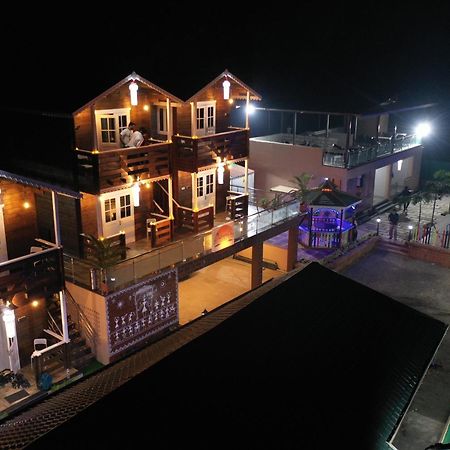 Coastal Bay Inn アリバグ エクステリア 写真