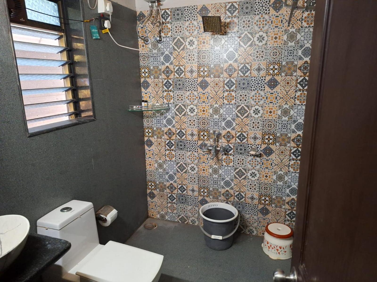 Coastal Bay Inn アリバグ エクステリア 写真