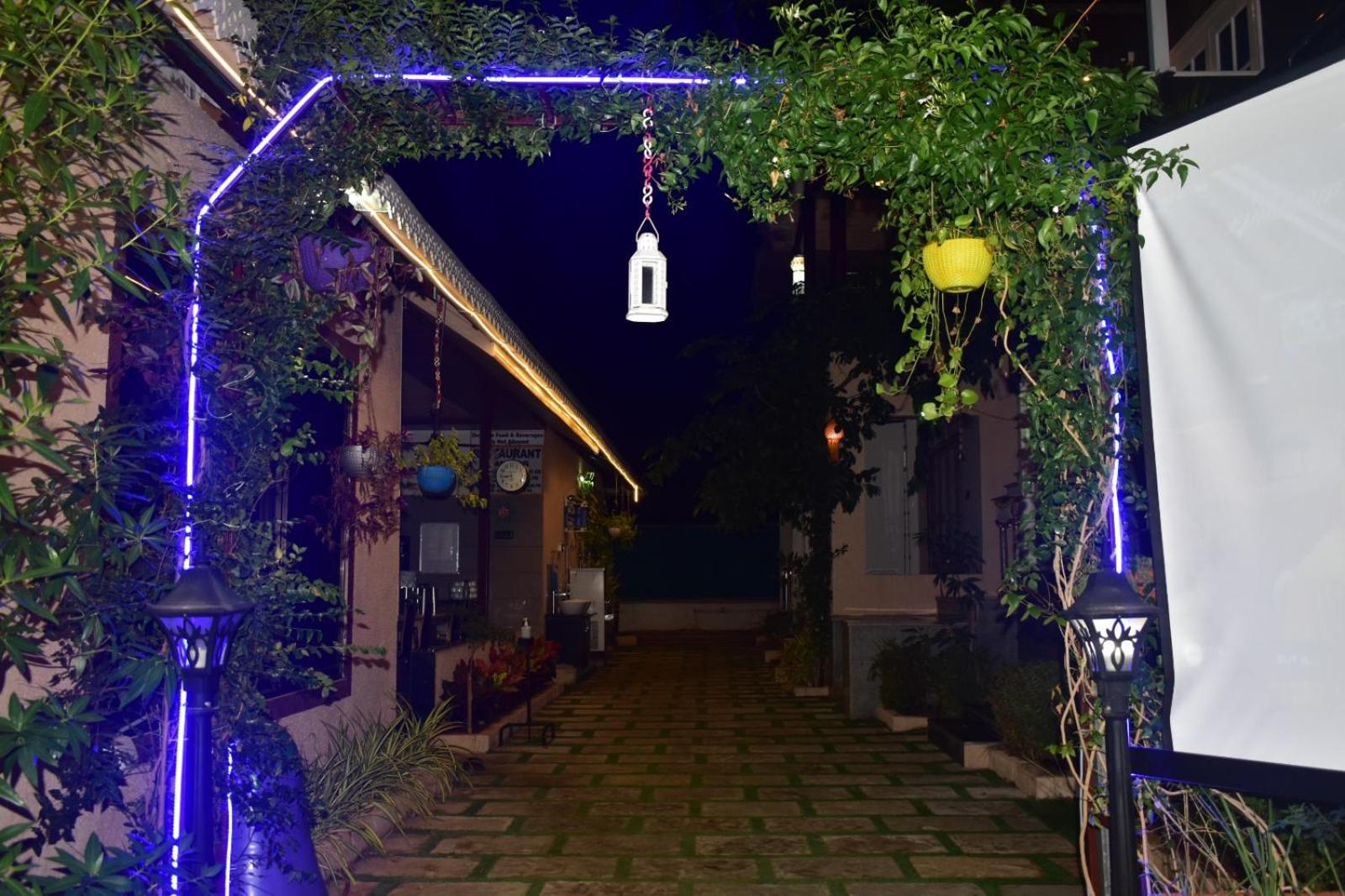 Coastal Bay Inn アリバグ エクステリア 写真